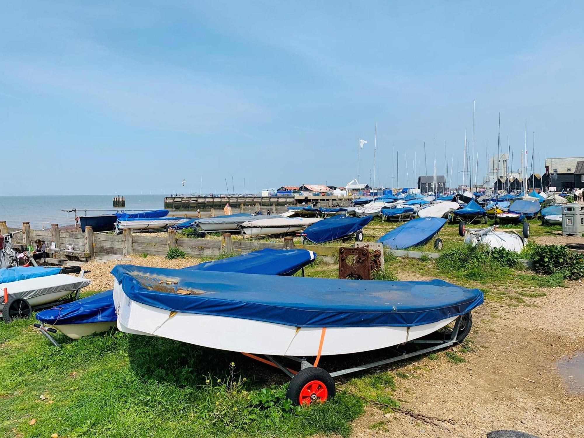 Vitamin Sea Residency Herne Bay Exterior photo